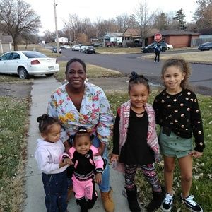 Meet your Posher, Lela